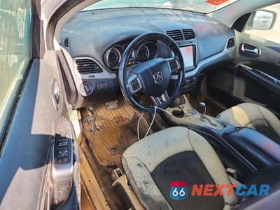 Zdjęcie 8 z 13 samochodu: 2017 DODGE JOURNEY CROSSROAD VIN:3C4PDCGB6HT701653 - miniatura