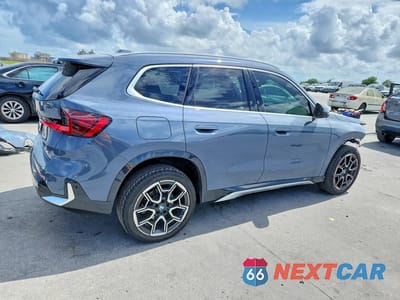 Trzecie zdjęcie samochodu z tyłu: 2025 BMW X1 XDRIVE28I VIN:WBX73EF04S5055795 - miniatura