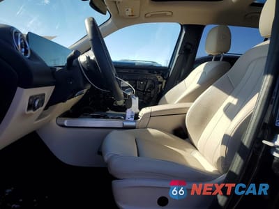 Zdjęcie 7 z 12 samochodu: 2023 MERCEDES-BENZ GLB 250 4MATIC VIN:W1N4M4HB3PW333053 - miniatura