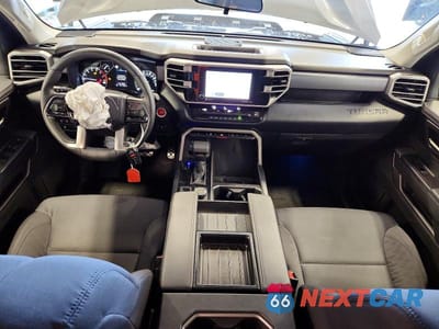 Zdjęcie 8 z 13 samochodu: 2024 TOYOTA TUNDRA SR5 VIN:5TFLA5DB2RX218349 - miniatura