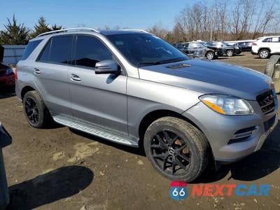 Czwarte zdjęcie samochodu z boku: 2015 MERCEDES-BENZ ML 350 4MATIC VIN:4JGDA5HB1FA467556 - miniatura