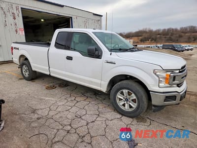 Czwarte zdjęcie samochodu z boku: 2018 FORD F150 XLT 4WD 5.0L V8 VIN:1FTEX1E50JKE94331 - miniatura