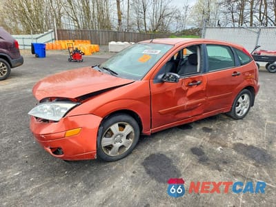 2005 FORD FOCUS ZX5 3FAHP37NX5R140796 - główne zdjęcie licytacji z USA - miniatura