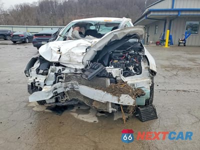 Piąte zdjęcie samochodu w środku: 2015 CHEVROLET MALIBU LS VIN:1G11A5SL8FF250154 - miniatura