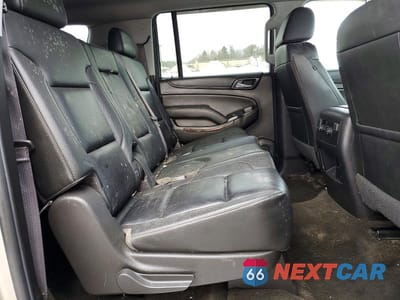 Zdjęcie 11 z 14 samochodu: 2016 CHEVROLET SUBURBAN K1500 LT VIN:1GNSKHKC1GR444834 - miniatura