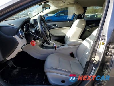 Zdjęcie 7 z 12 samochodu: 2015 MERCEDES-BENZ GLA 250 VIN:WDCTG4EB3FJ186205 - miniatura