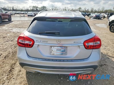 Zdjęcie 6 z 12 samochodu: 2015 MERCEDES-BENZ GLA 250 4MATIC VIN:WDCTG4GB7FJ102139 - miniatura