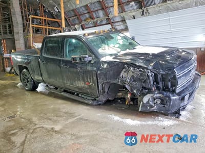 Czwarte zdjęcie samochodu z boku: 2017 CHEVROLET SILVERADO K2500 HEAVY DUTY LTZ VIN:1GC1KWEY6HF238413 - miniatura
