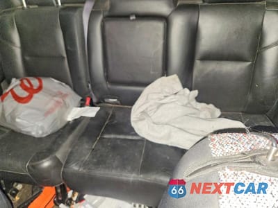 Zdjęcie 10 z 12 samochodu: 2008 CADILLAC ESCALADE EXT VIN:3GYFK62878G194621 - miniatura