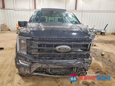Piąte zdjęcie samochodu w środku: 2023 FORD F150 SUPERCREW VIN:1FTFW1ED5PFC69998 - miniatura
