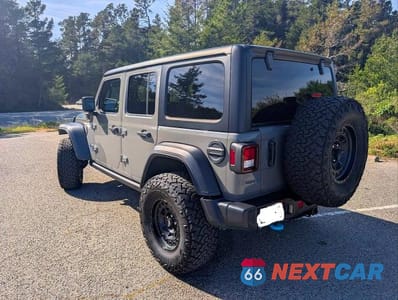 Trzecie zdjęcie samochodu z tyłu: 2023 JEEP WRANGLER 4XE VIN:1C4JJXN64PW646446 - miniatura