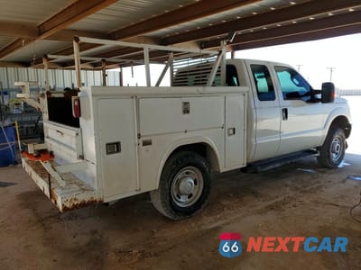 Trzecie zdjęcie samochodu z tyłu: 2012 FORD F250 SUPER DUTY UTILITY / SERVICE TRUCK VIN:1FT7X2B67CEB69320 - miniatura