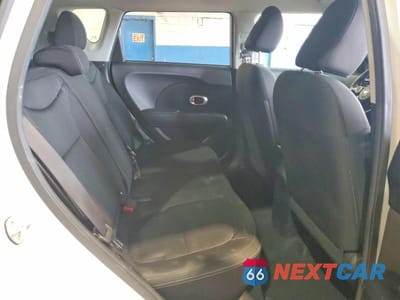 Zdjęcie 11 z 13 samochodu: 2015 KIA SOUL BASE VIN:KNDJN2A25F7802285 - miniatura