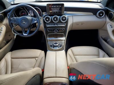 Zdjęcie 8 z 11 samochodu: 2018 MERCEDES-BENZ C 300 VIN:55SWF4JB0JU241803 - miniatura