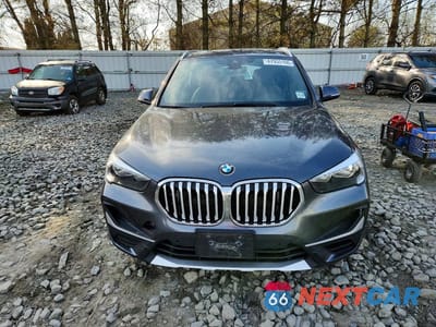 Piąte zdjęcie samochodu w środku: 2021 BMW X1 XDRIVE28I VIN:WBXJG9C04M5S15764 - miniatura