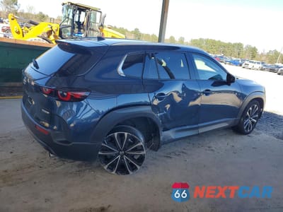 Trzecie zdjęcie samochodu z tyłu: 2025 MAZDA CX-50 PREMIUM PLUS VIN:7MMVABEMXSN369660 - miniatura
