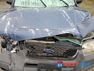 Zdjęcie 12 z 12 samochodu: 2001 FORD ESCAPE XLT VIN:1FMCU04191KC38743 - miniatura