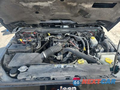 Zdjęcie 11 z 12 samochodu: 2011 JEEP WRANGLER UNLIMITED RUBICON VIN:1J4HA6H13BL585863 - miniatura