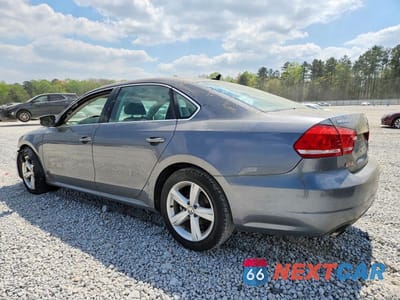 Drugie zdjęcie samochodu z przodu: 2015 VOLKSWAGEN PASSAT S VIN:1VWAT7A34FC083658 - miniatura