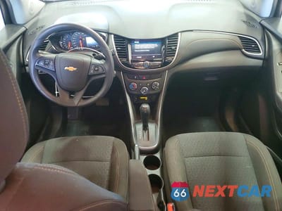 Zdjęcie 8 z 13 samochodu: 2020 CHEVROLET TRAX LS VIN:KL7CJKSB8LB310276 - miniatura