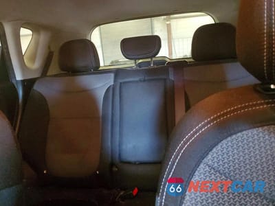 Zdjęcie 10 z 12 samochodu: 2018 KIA SOUL + VIN:KNDJP3A58J7904523 - miniatura