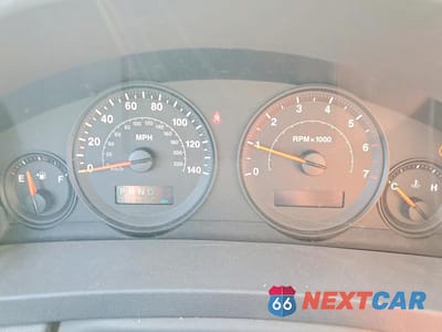 Zdjęcie 9 z 12 samochodu: 2005 JEEP GRAND CHEROKEE LAREDO VIN:1J4GS48K65C525196 - miniatura