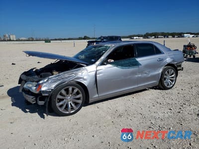 2014 CHRYSLER 300 2C3CCAAG8EH157174 - główne zdjęcie licytacji z USA - miniatura