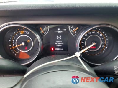 Zdjęcie 9 z 12 samochodu: 2018 JEEP WRANGLER UNLIMITED SPORT VIN:1C4HJXDN6JW266491 - miniatura
