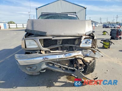 Piąte zdjęcie samochodu w środku: 2001 FORD F150 SUPERCREW VIN:1FTRW08LX1KE47932 - miniatura
