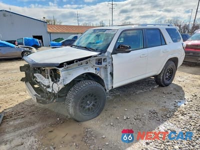 2018 TOYOTA 4RUNNER SR5 PREMIUM JTEBU5JR4J5573037 - główne zdjęcie licytacji z USA - miniatura