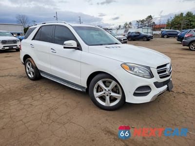 Czwarte zdjęcie samochodu z boku: 2016 MERCEDES-BENZ GLE 350 4MATIC VIN:4JGDA5HB8GA698049 - miniatura