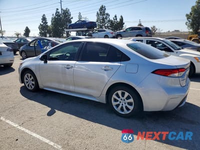 Drugie zdjęcie samochodu z przodu: 2021 TOYOTA COROLLA LE VIN:5YFEPMAE4MP207201 - miniatura