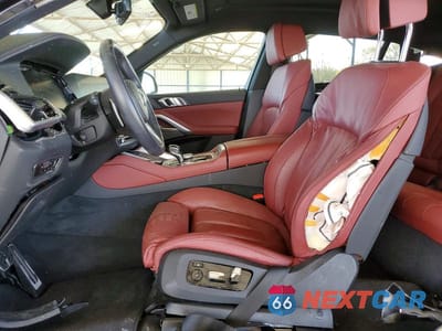 Zdjęcie 7 z 12 samochodu: 2022 BMW X6 M50I VIN:5UXCY8C09N9K61712 - miniatura