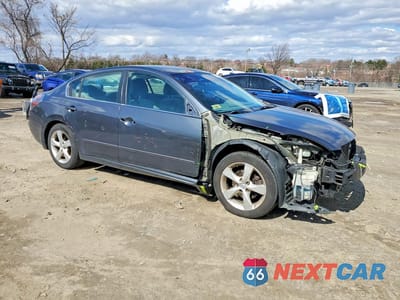 Czwarte zdjęcie samochodu z boku: 2008 NISSAN ALTIMA 3.5 SE VIN:1N4BL21E28C168020 - miniatura