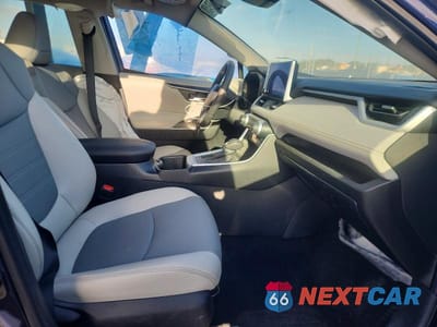 Zdjęcie 7 z 13 samochodu: 2023 TOYOTA RAV4 XLE PREMIUM VIN:2T3C1RFV3PW282898 - miniatura