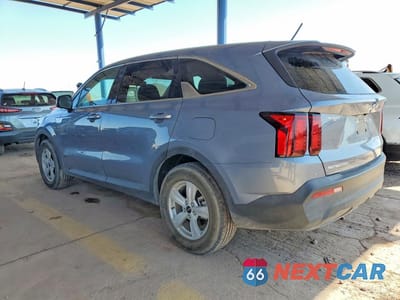 Drugie zdjęcie samochodu z przodu: 2023 KIA SORENTO LX VIN:5XYRG4LC0PG200543 - miniatura