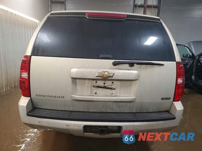 Zdjęcie 6 z 13 samochodu: 2010 CHEVROLET SUBURBAN K1500 LT VIN:1GNUKJE34AR187977 - miniatura