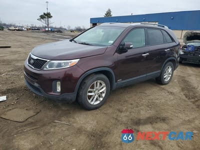 2015 KIA SORENTO LX 5XYKTDA75FG595286 - główne zdjęcie licytacji z USA - miniatura