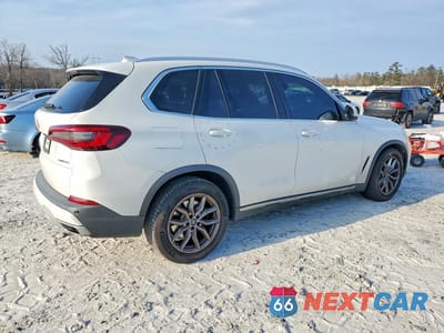 Trzecie zdjęcie samochodu z tyłu: 2021 BMW X5 SDRIVE 40I VIN:5UXCR4C06M9G08646 - miniatura