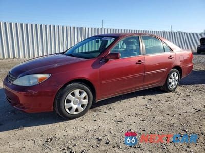 2004 TOYOTA CAMRY LE 4T1BE32K34U310373 - główne zdjęcie licytacji z USA - miniatura