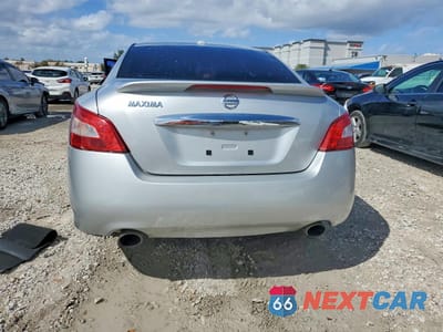Zdjęcie 6 z 12 samochodu: 2011 NISSAN MAXIMA 3.5 S VIN:1N4AA5AP7BC840147 - miniatura