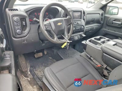 Zdjęcie 8 z 11 samochodu: 2022 CHEVROLET SILVERADO K1500 VIN:3GCNDAEK5NG503679 - miniatura