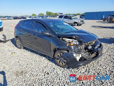 Czwarte zdjęcie samochodu z boku: 2017 HYUNDAI ACCENT SE VIN:KMHCT5AE3HU364053 - miniatura