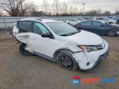 Czwarte zdjęcie samochodu z boku: 2015 TOYOTA RAV4 LE VIN:2T3BFREV4FW321253 - miniatura