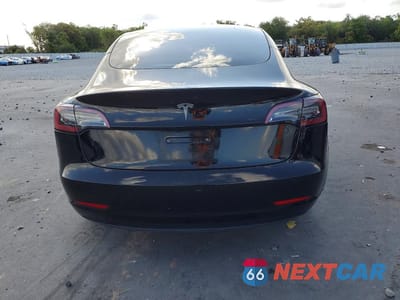 Zdjęcie 6 z 11 samochodu: 2023 TESLA MODEL 3 VIN:5YJ3E1EA5PF587037 - miniatura