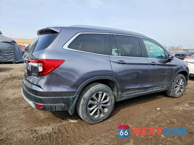 Trzecie zdjęcie samochodu z tyłu: 2021 HONDA PILOT VIN:5FNYF6H75MB503570 - miniatura