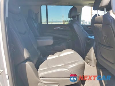 Zdjęcie 11 z 14 samochodu: 2019 CADILLAC ESCALADE ESV LUXURY VIN:1GYS3HKJ2KR345494 - miniatura