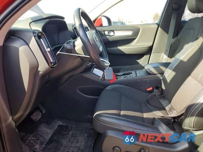 Zdjęcie 7 z 12 samochodu: 2020 VOLVO XC40 T5 MOMENTUM VIN:YV4162UK5L2254562 - miniatura