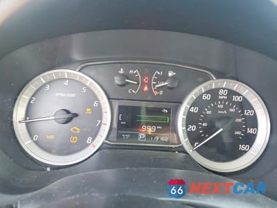 Zdjęcie 9 z 12 samochodu: 2015 NISS SENTRA VIN:3N1AB7AP1FY234040 - miniatura