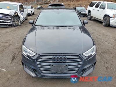 Piąte zdjęcie samochodu w środku: 2020 AUDI A3 S-LINE PREMIUM VIN:WAUBEGFFXLA094009 - miniatura